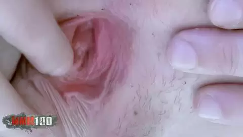 Escena porno en la playa con la francesa EMY photo 05