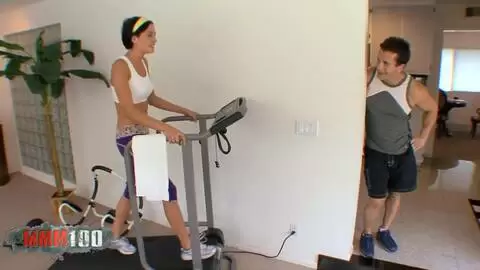 Deporte y follada dura para la preciosa morena Eva Sinn photo 01