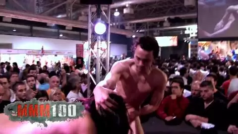 Pareja follando en público en ficeb 2007 photo 10