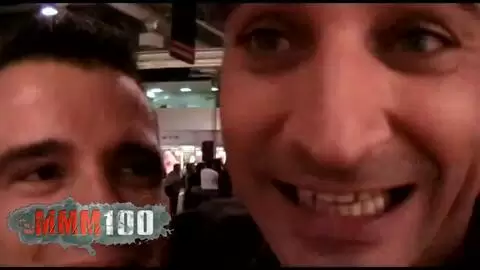 Jorge le hace a Willy algunas preguntas indiscretas