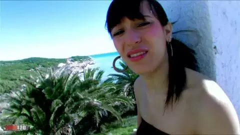 Follando el culito prieto de Gabrielle Neva en la playa