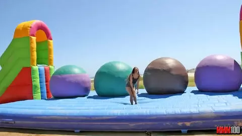 Gala Brown posando   photo 1