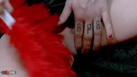 Jessica Blue haciendo un strip   photo 04