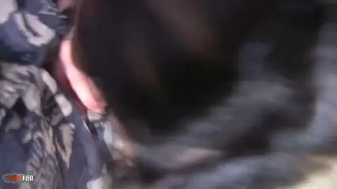 Jessica sole chupando una polla mientras está sentada en el baño photo 14