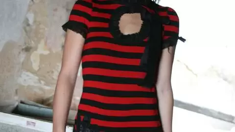 Jordanne Kali desnudandose en una casa abandonada  photo 1