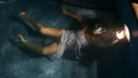 Jordanne Kali posando  en la piscina photo 12