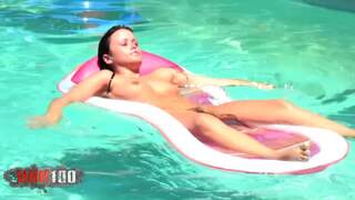 Una polla larga por un culo go