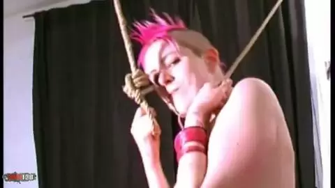 Karen posando   photo 10