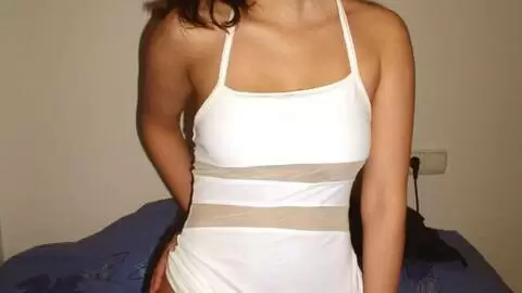 Kate desnudandose   photo 3