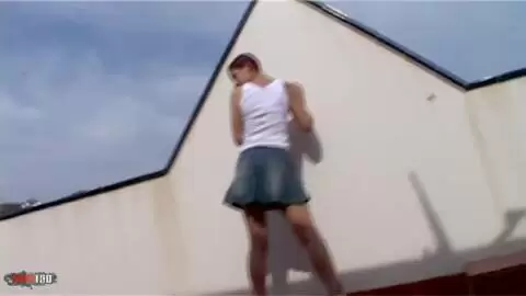 Katia desnudandose  en la terraza  photo 04