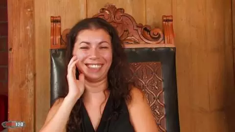 Kelly Toma desnudandose   photo 08