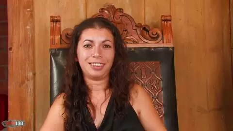 Kelly Toma desnudandose   photo 11