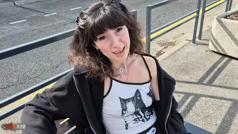 Terry Kemaco Folla a Kiki Helix en una Cinta Sexual Amateur Ardiente photo 01