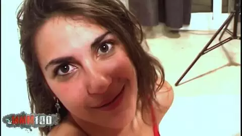 Kim es una hermosa morena con una sonrisa y una mirada que invita al vicio! ¡Le encanta que le follen el culo! photo 16