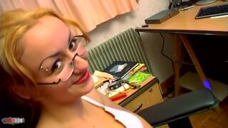 Secretaria con muchos talentos