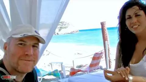 Una turista busca rollo del guapo             photo 01