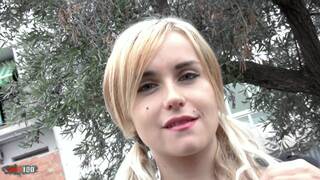 Follando en la playa con la su