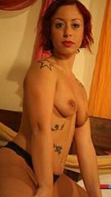 Lidya Rouge Foto Sexy Gratis #017