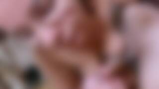 SesiÃ³n de mamada con lily m...