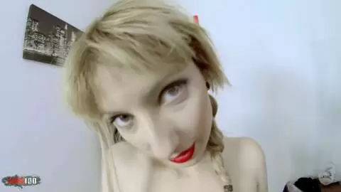 Tutorial porno deportivo de una jovencita de grandes tetas: Lucía Fernández photo 04