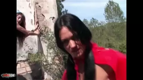 Cuando Caperucita Roja conoce a Alice photo 08