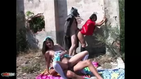 Cuando Caperucita Roja conoce a Alice photo 15