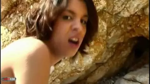 Arabian babe fucked at the beach photo 11