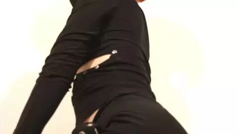 Mahylis posando   photo 9