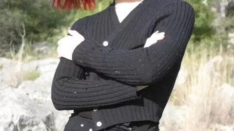 Mahylis desnudandose  en el bosque  photo 3