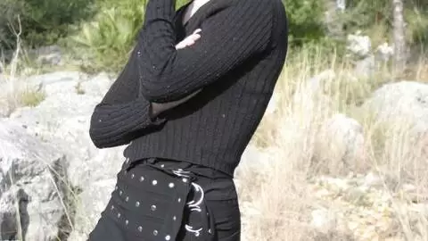 Mahylis desnudandose  en el bosque  photo 5