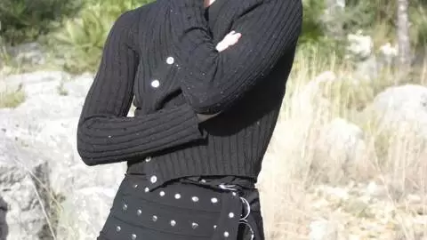 Mahylis desnudandose  en el bosque  photo 6