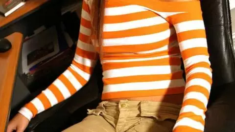 Marta desnudandose   photo 1