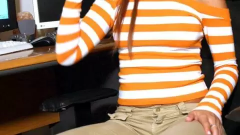 Marta desnudandose   photo 3