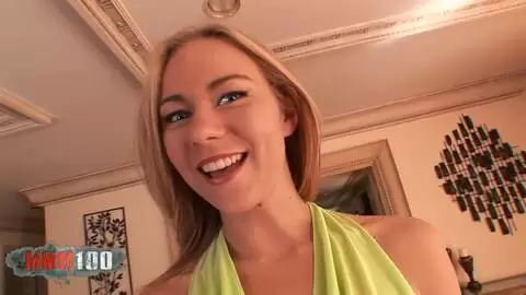 Belleza rubia para una polla brutal