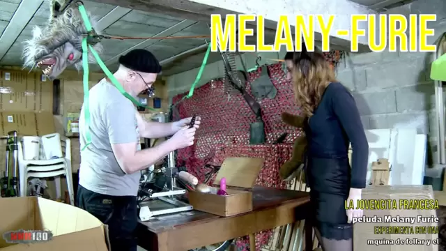 La jovencita francesa peluda Melany...