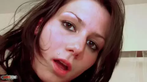 Buena follada con la increíble joven morena francesa natural Mia Moore photo 01