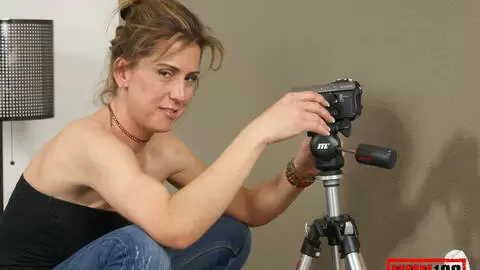 Miss Trixie posando  photo 5