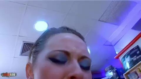 Jorge y Moana en plena escena anal caliente. photo 14