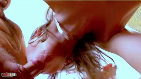 La pequeña francesa Moana Méndez, una putita follada sobre el escritorio photo 05