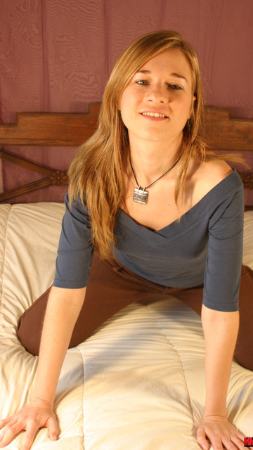 Monica Vera Foto Sexy Gratis #007