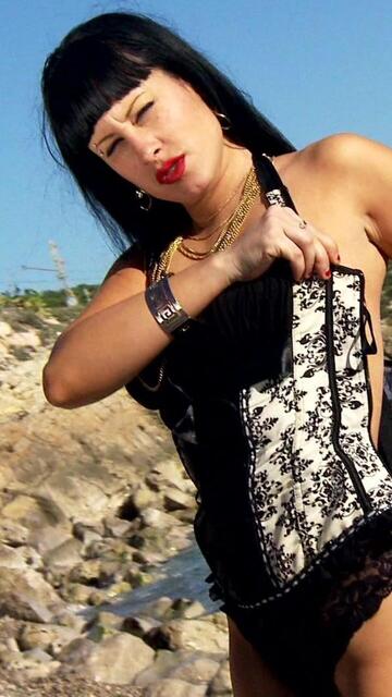 Nadia Daferro Foto Sexy Gratis #004