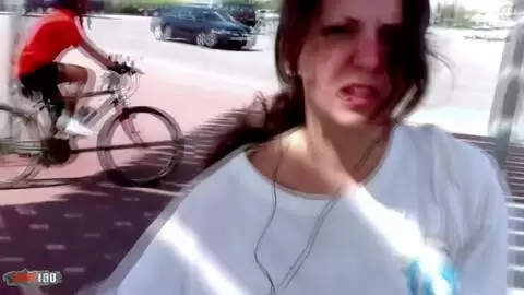 Follada anal en la playa con Nathalie Vanadis y sus grandes tetas naturales