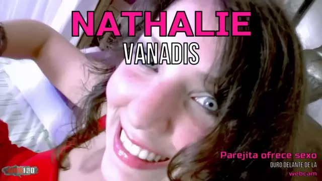 Parejita ofrece sexo duro delante de la webcam