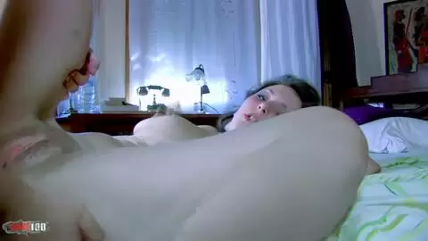 Parejita ofrece sexo duro delante de la webcam photo 13