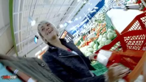 Follada anal extrema en la cocina con la caliente rubia francesa Nicky Wayne photo 01