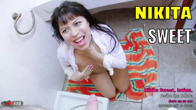 Nikita Sweet, latina, recibe una fo...
