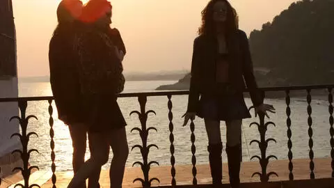 Alys Rebel posando   photo 7