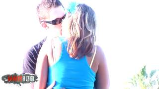 La bomba rubia nikki sexx con 