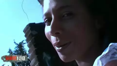 Priska Farel follada por el culo y el coño en el jardín photo 01