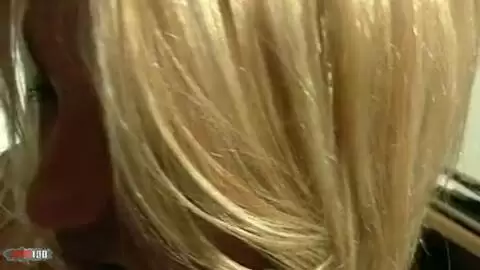 Preciosa rubia de grandes tetas naturales Raquel se cambia photo 10